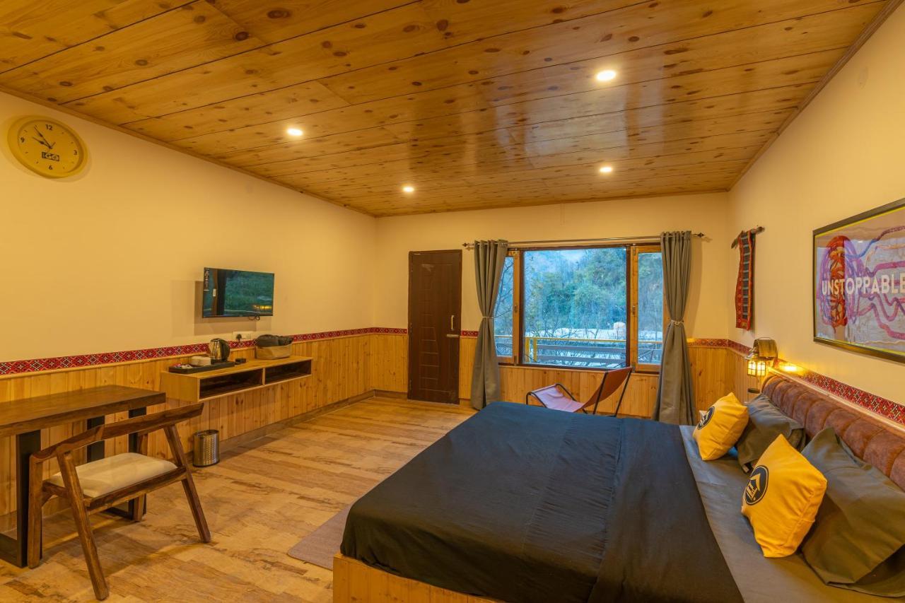 The Hosteller Tirthan Valley Gushaini Екстериор снимка